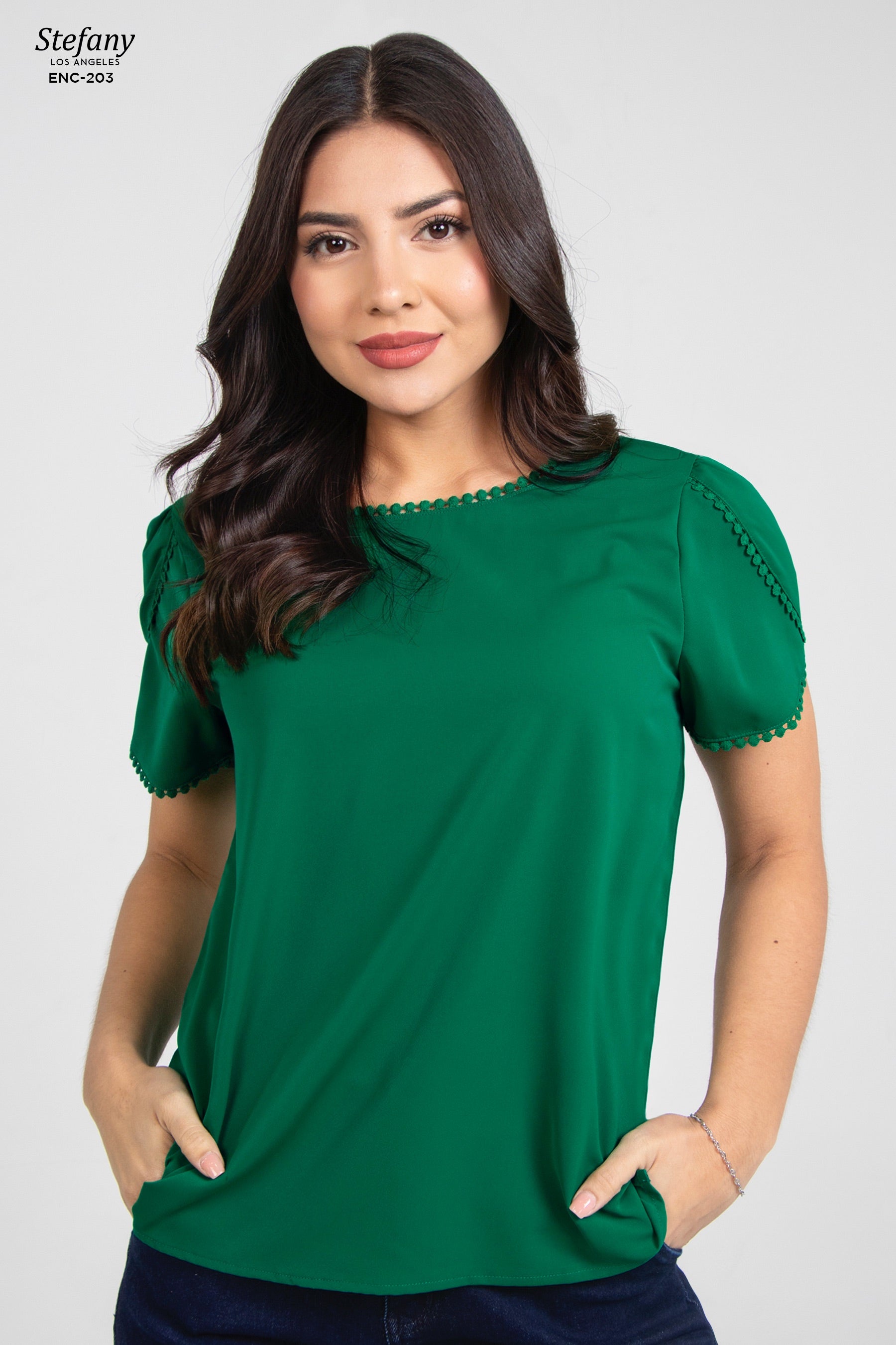 Blusa casual stretch con bordado ENC-203