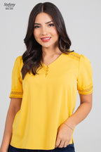 Blusa casual stretch con bordado ENC-206