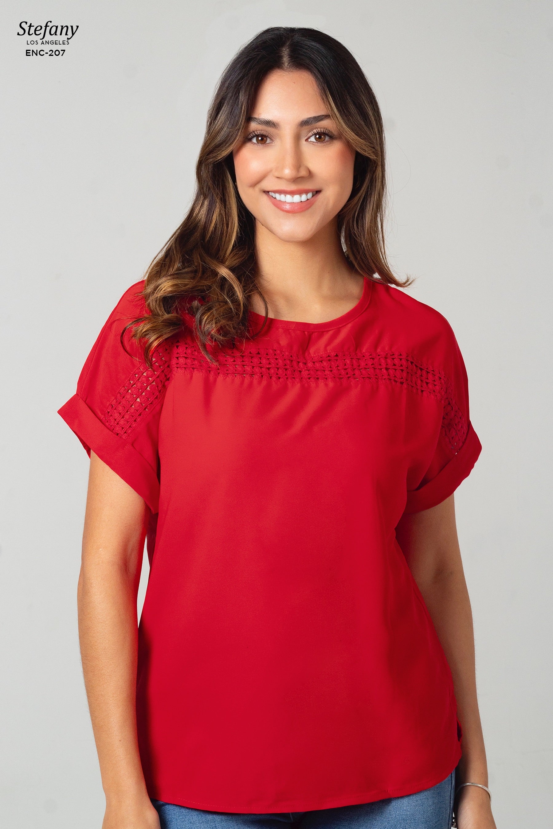 Blusa casual stretch con bordado ENC-207