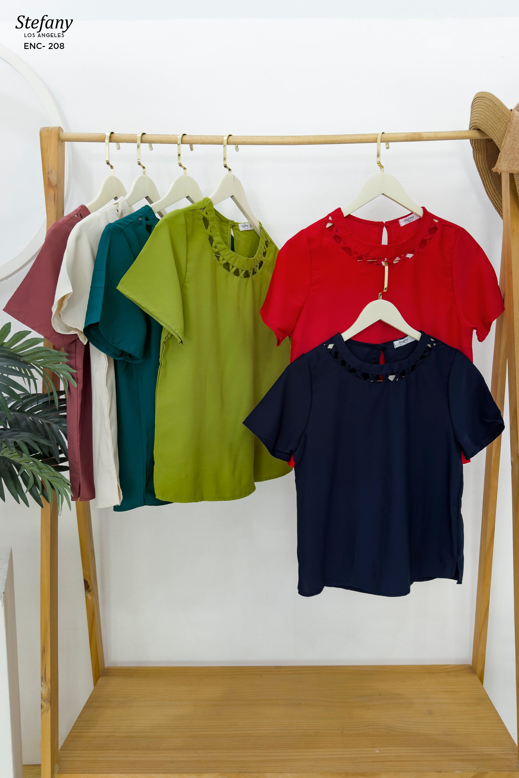Blusa casual stretch con bordado ENC-208