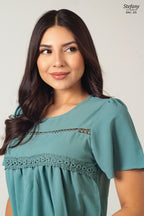 Blusa casual stretch con bordado ENC-215
