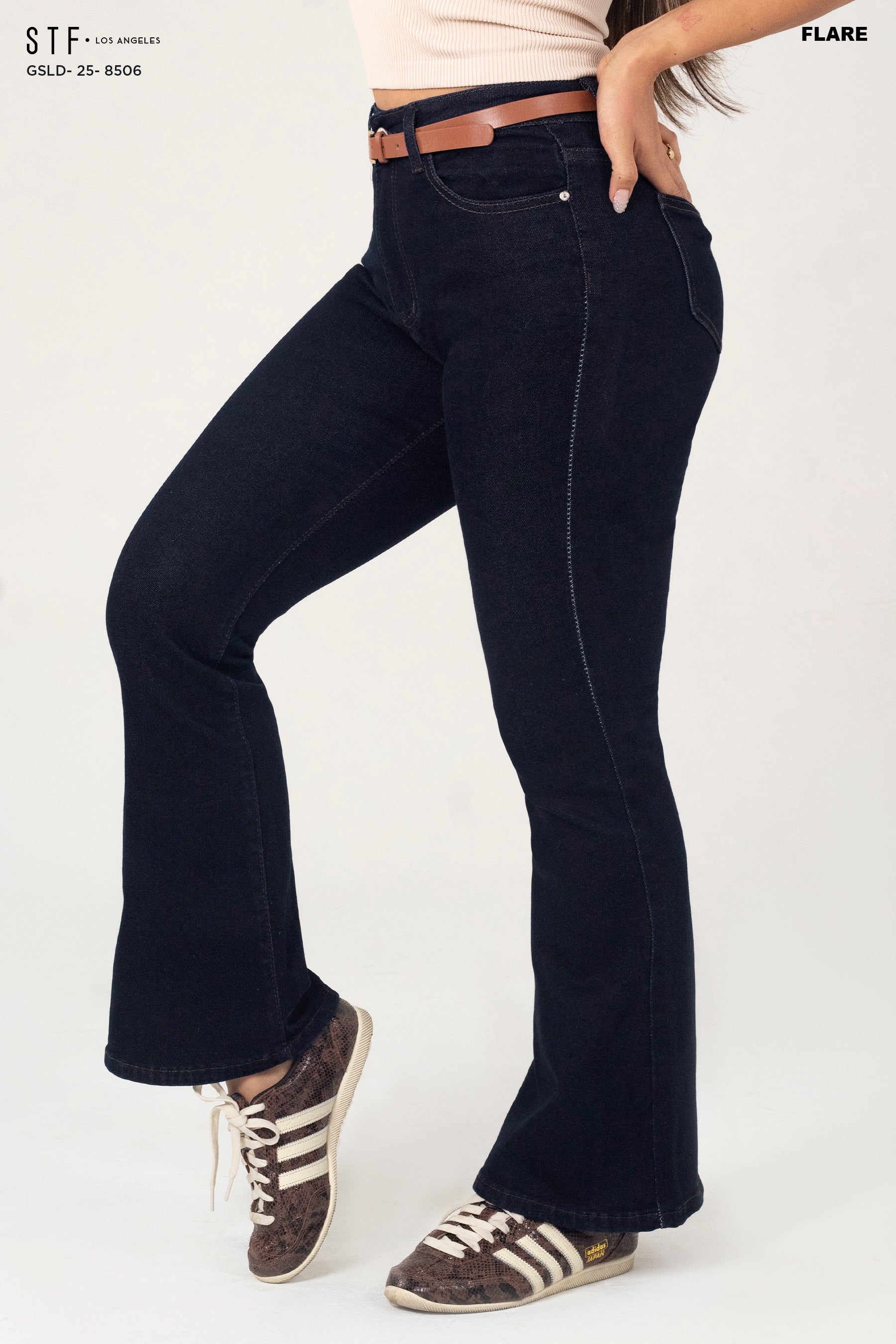 ⁠Flare Jeans GSLD-8506