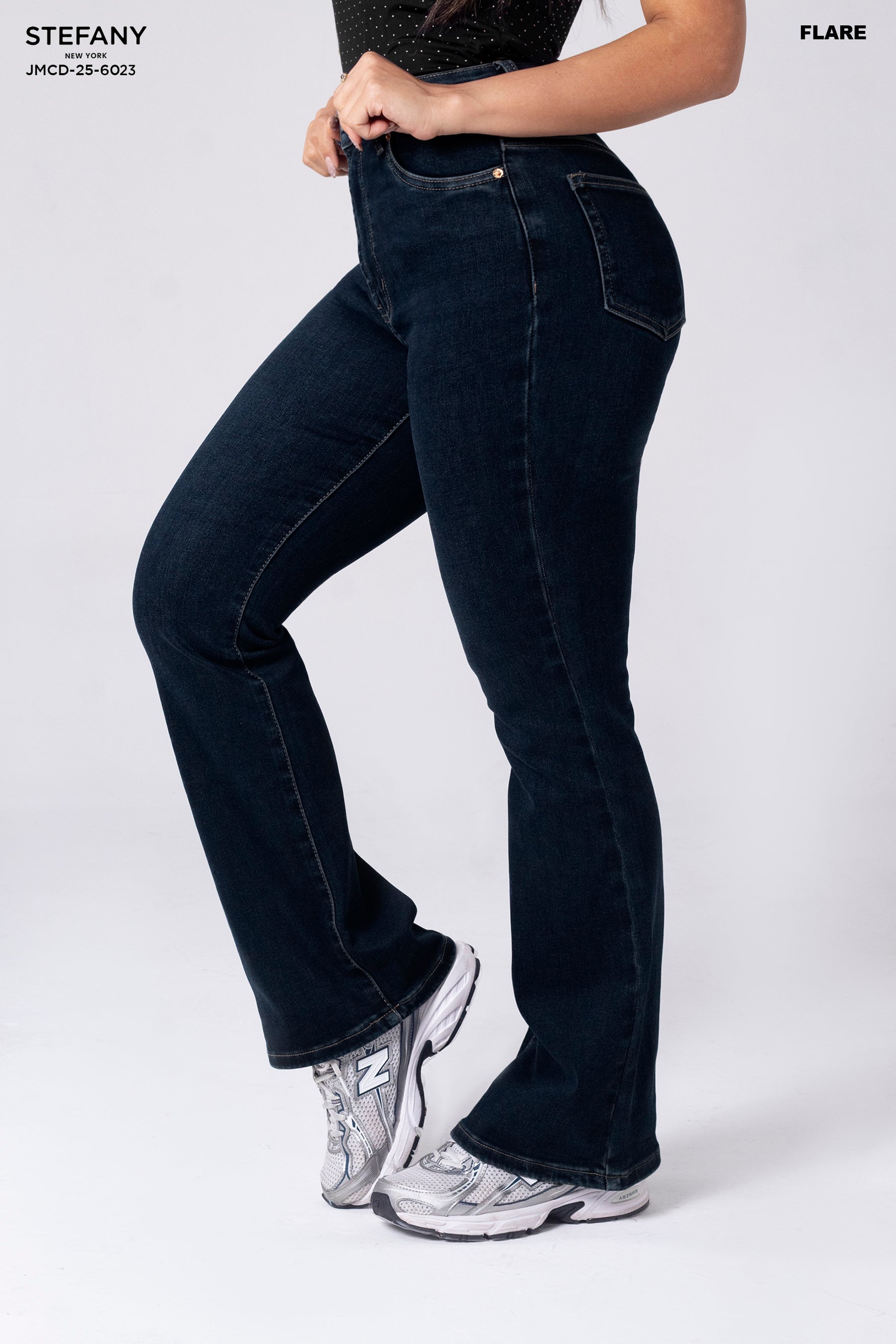 ⁠Flare Jeans JCMD-25-6023