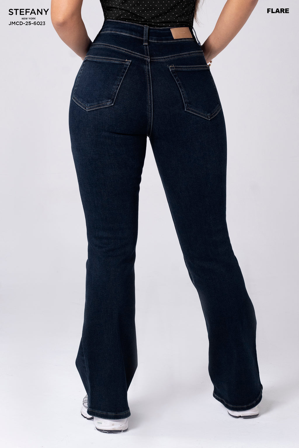 ⁠Flare Jeans JCMD-25-6023