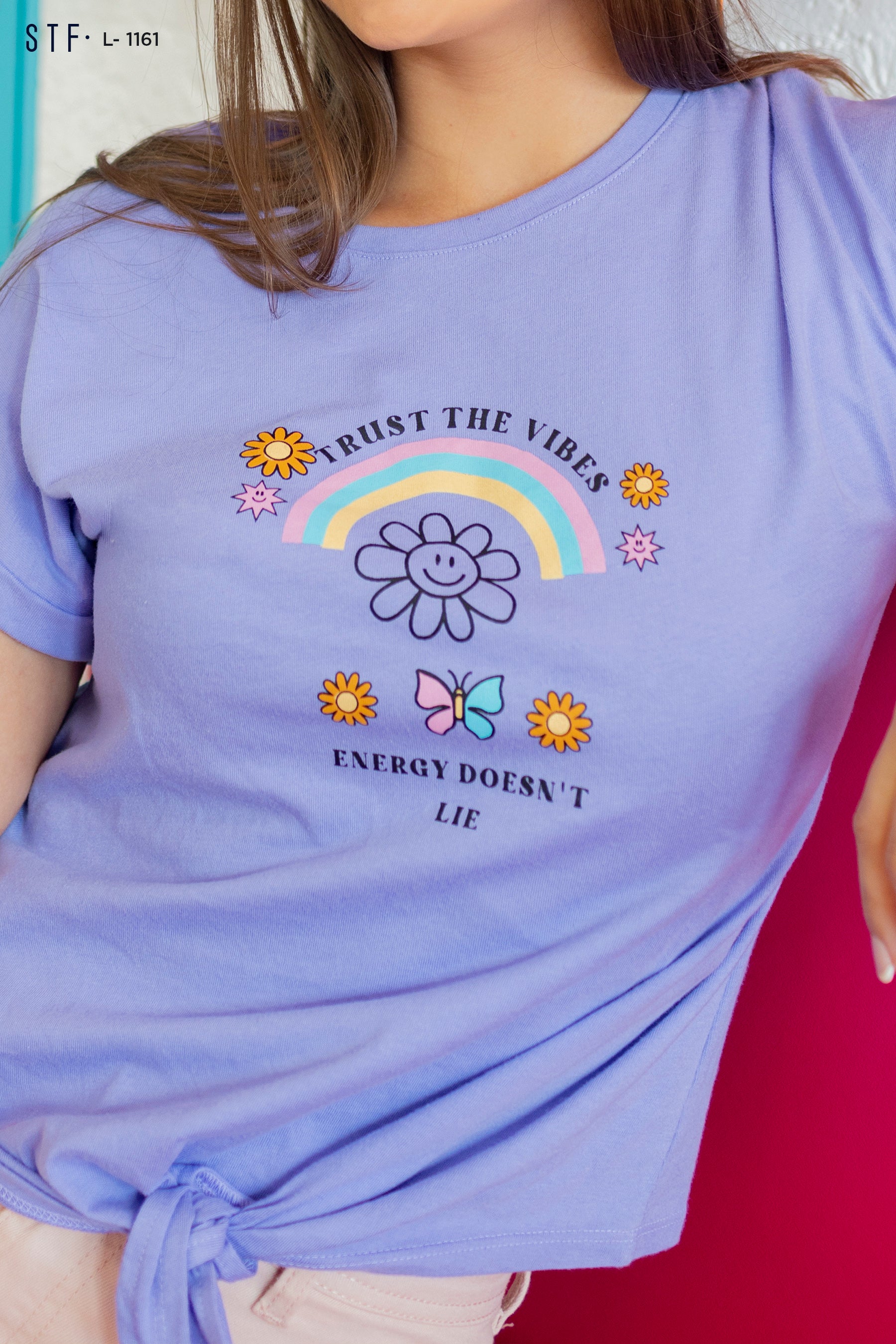 Camiseta trust the vibes L-1161
