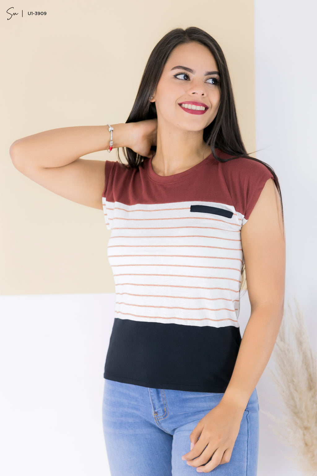 Camiseta Stefany U1-3909